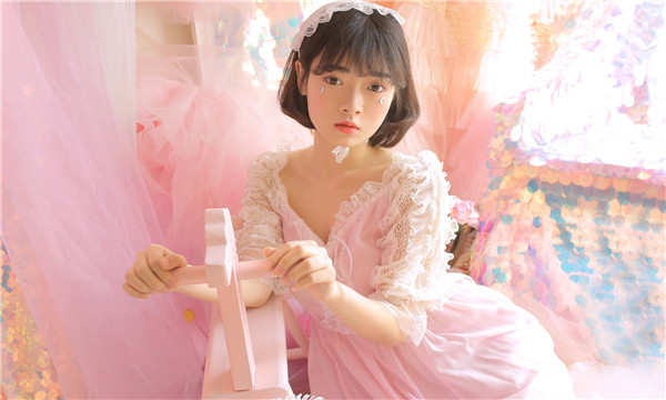 五桂山街道供卵试管代怀生子多少钱？这一直是很多不孕不育家庭关注的话题。在中国，不孕不育的发生率越来越高，根据《中国不孕不育现状调研报告》显示，育龄夫妇的不孕不育率从20年前的3%增长至现在的12.5%-18.2%，患者人数高达6000万以上。在这样的背景下，许多家庭通过供卵试管来实现自己的生育梦想。那么，供卵试管代怀生子的费用到底是多少呢？